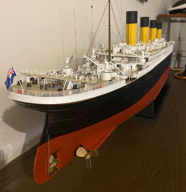 Image of RMS Titanic 1/200 Trumpeter