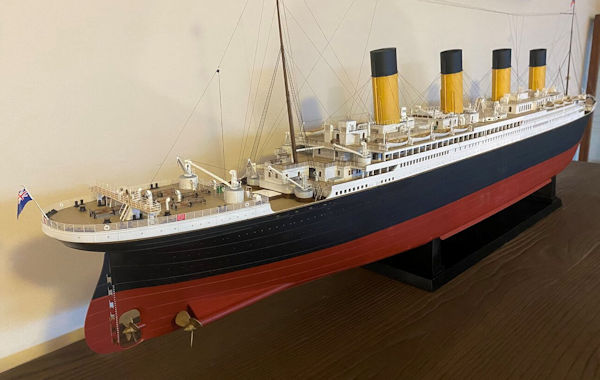 Image of RMS Titanic 1/200 Trumpeter