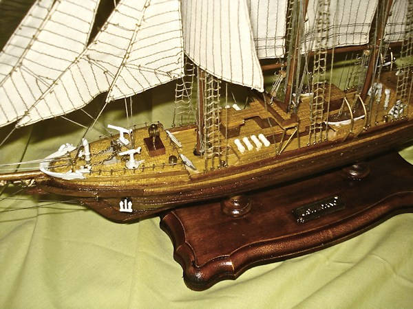 Image of Artesania Latina Juan Sebastian JS Elcano Scale: 1:250