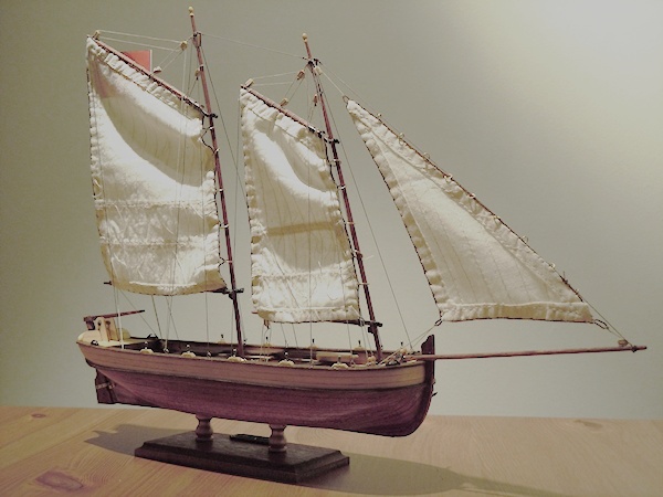 Image of Scale 1:50 HMS Endeavour's Longboat Artesania Latina