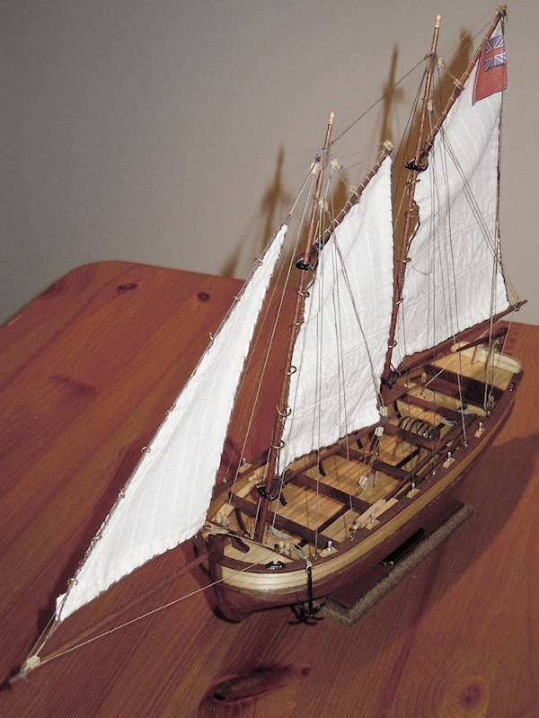 Image of Scale 1:50 HMS Endeavour's Longboat Artesania Latina