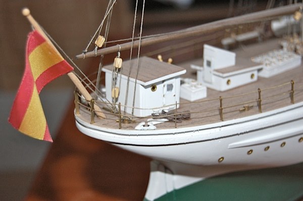 Image of Scale 1:48 J S Elcano Artesania Latina