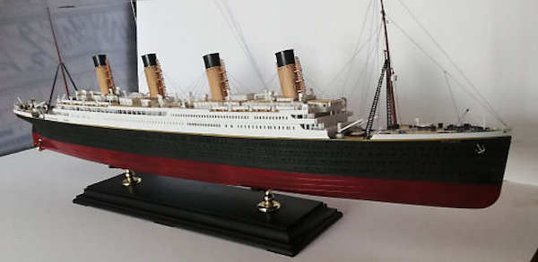 Image of Titanic Airfix 1/400