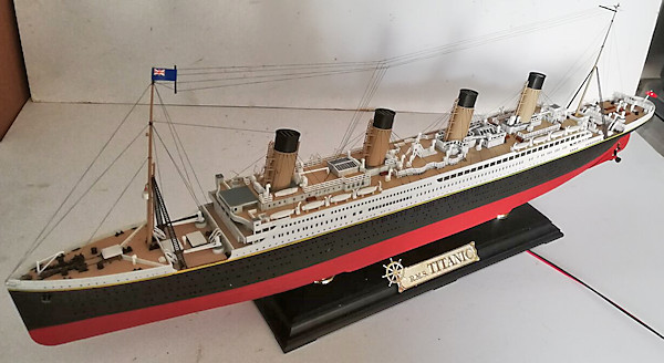 Image of Academy 1/400 RMS Titanic (Fully lit)