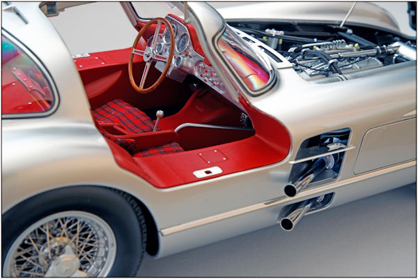 Image of Mercedes Benz 300SLR