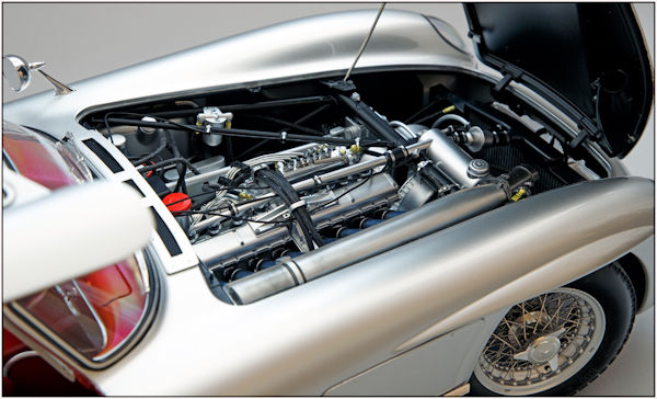 Image of Mercedes Benz 300SLR
