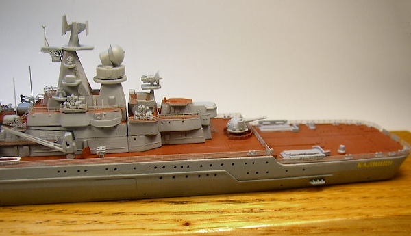 Image of 1/700 scale Trumpeters Kit Soviet Cruiser Kalinin